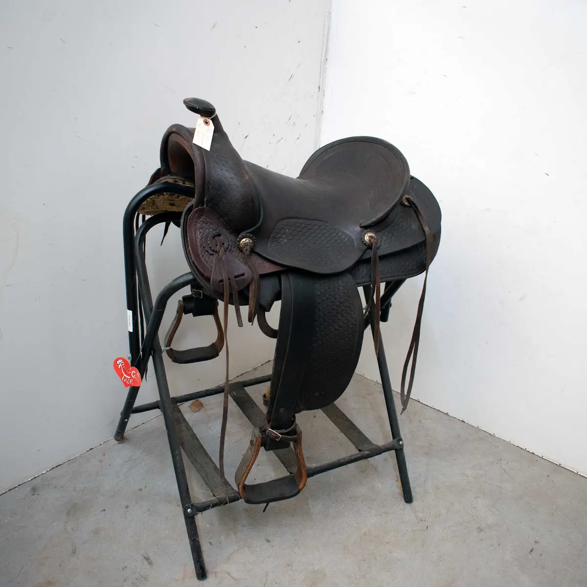 Used 15" R.J. Riggins Non-Rider Decor Only Saddle 1