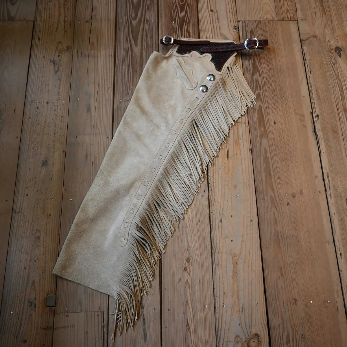 Teskey's Medium Bone Roughout Versatility Chaps 1