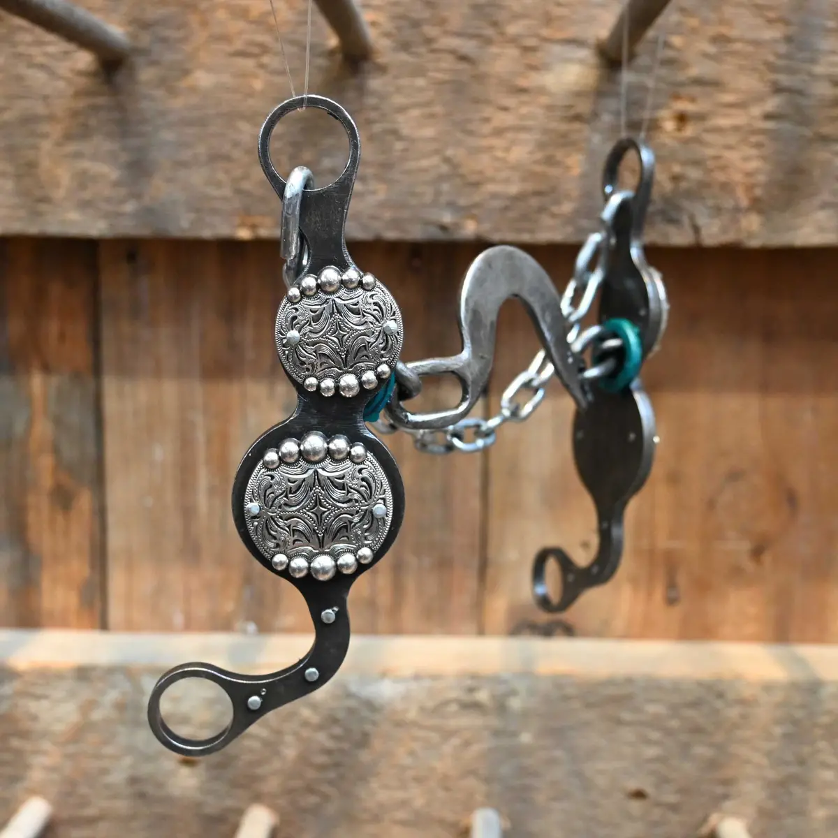 Paul Petska Washer Ported Chain Bit W/ Silver Dotted Conchos 1