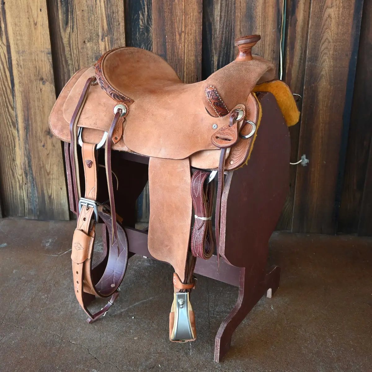 16" Farris Ranch Saddle 1