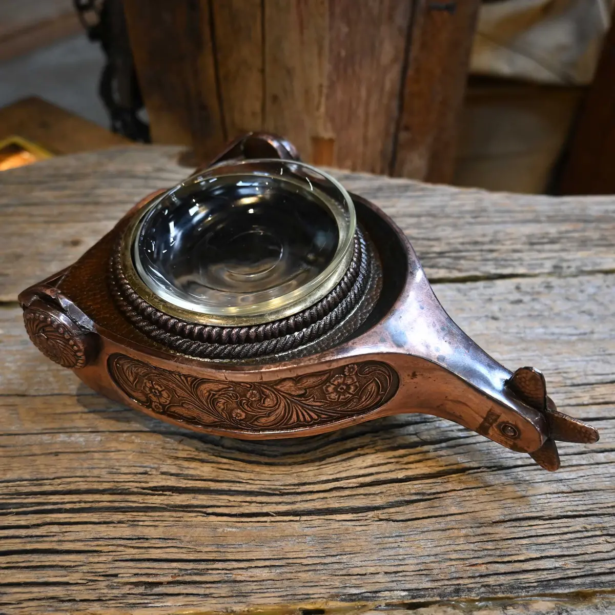 Vintage Spur Ashtray W/Original Glass 1