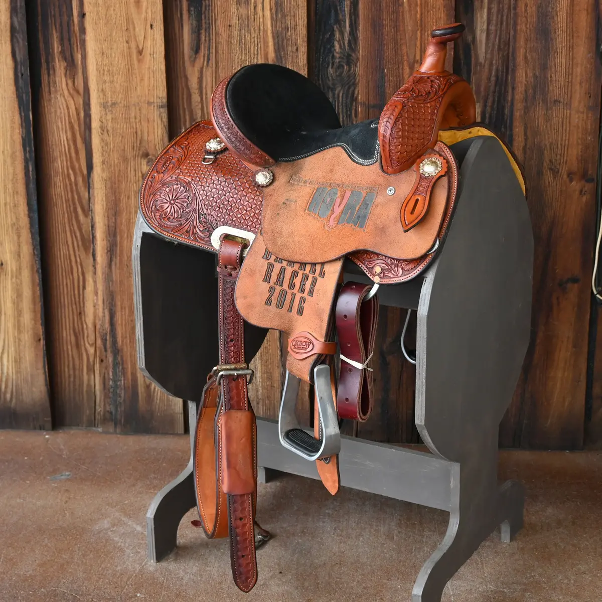 12" Used Oxbow Barrel Saddle 1