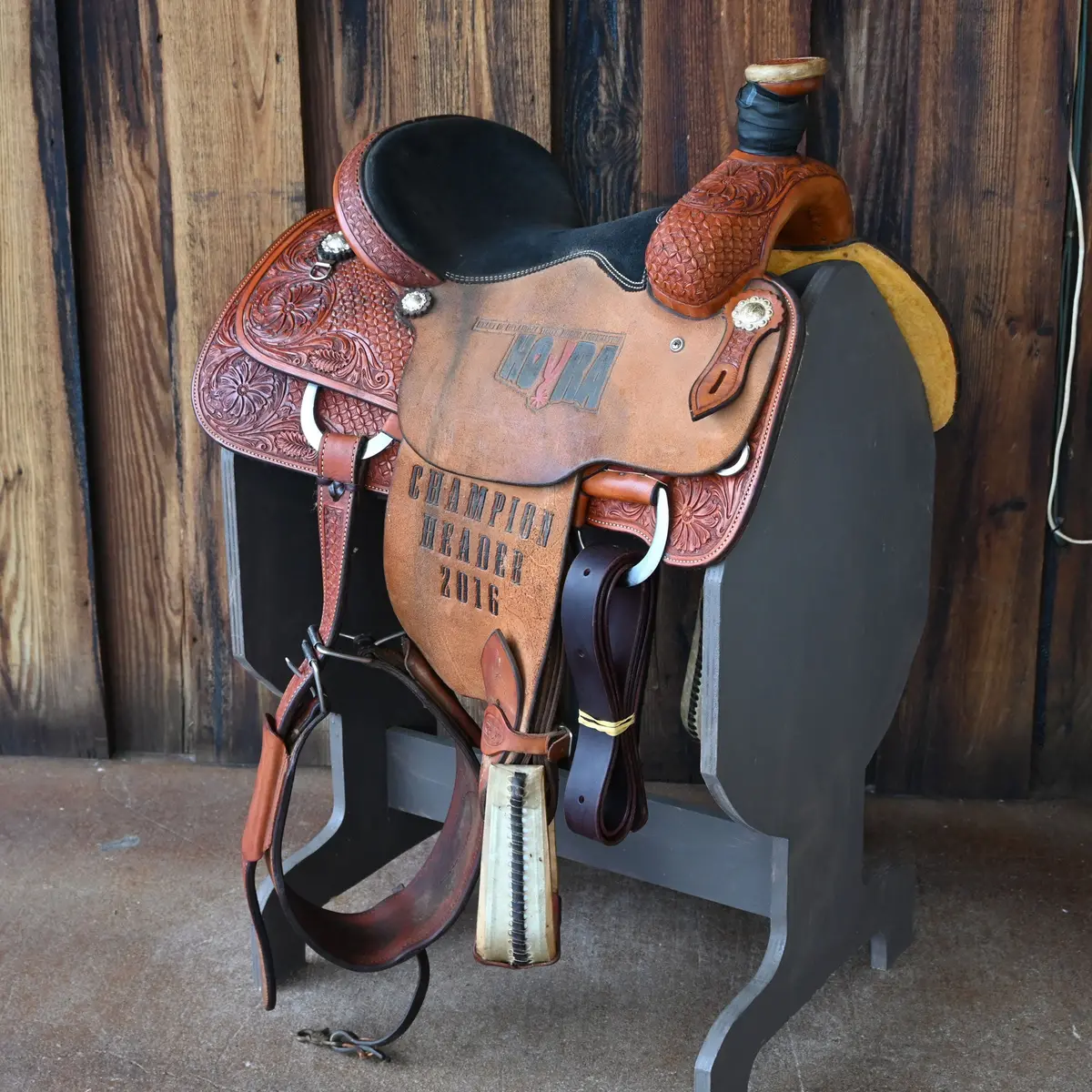 14" Used Oxbow Team Roping Saddle 1