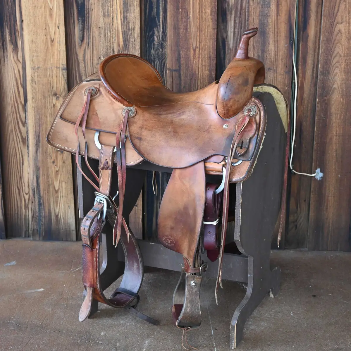17" Used Valley View Cutting Saddle 1